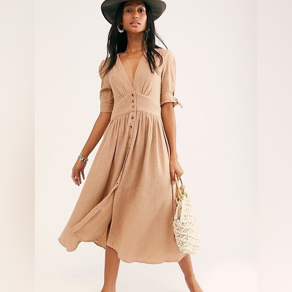 Vintage Peach Midi Dress - Picture 2 of 16